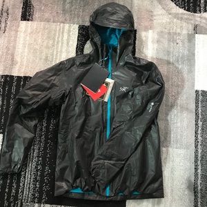 Arc’teryx Norvan SL Insulated, women’s medium